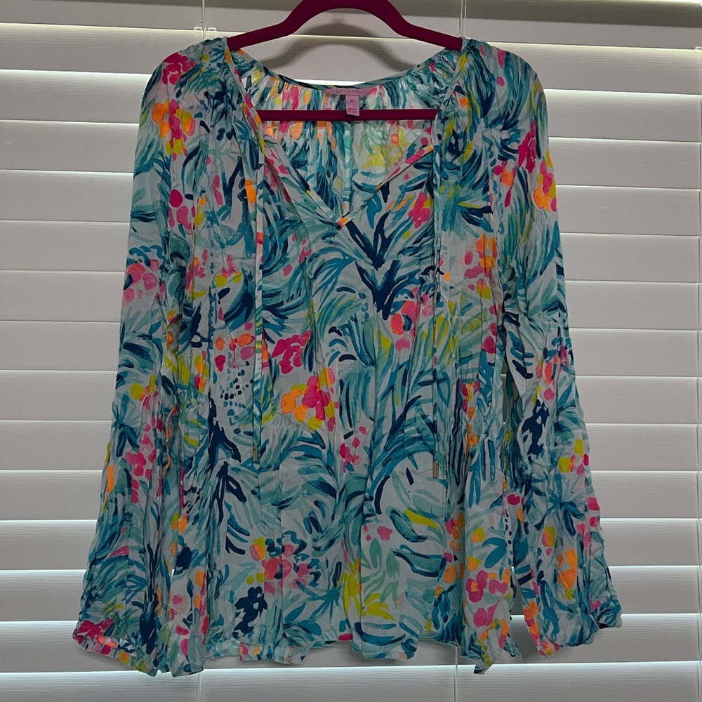 Lilly Pulitzer XL Floral V-Neck Blouse